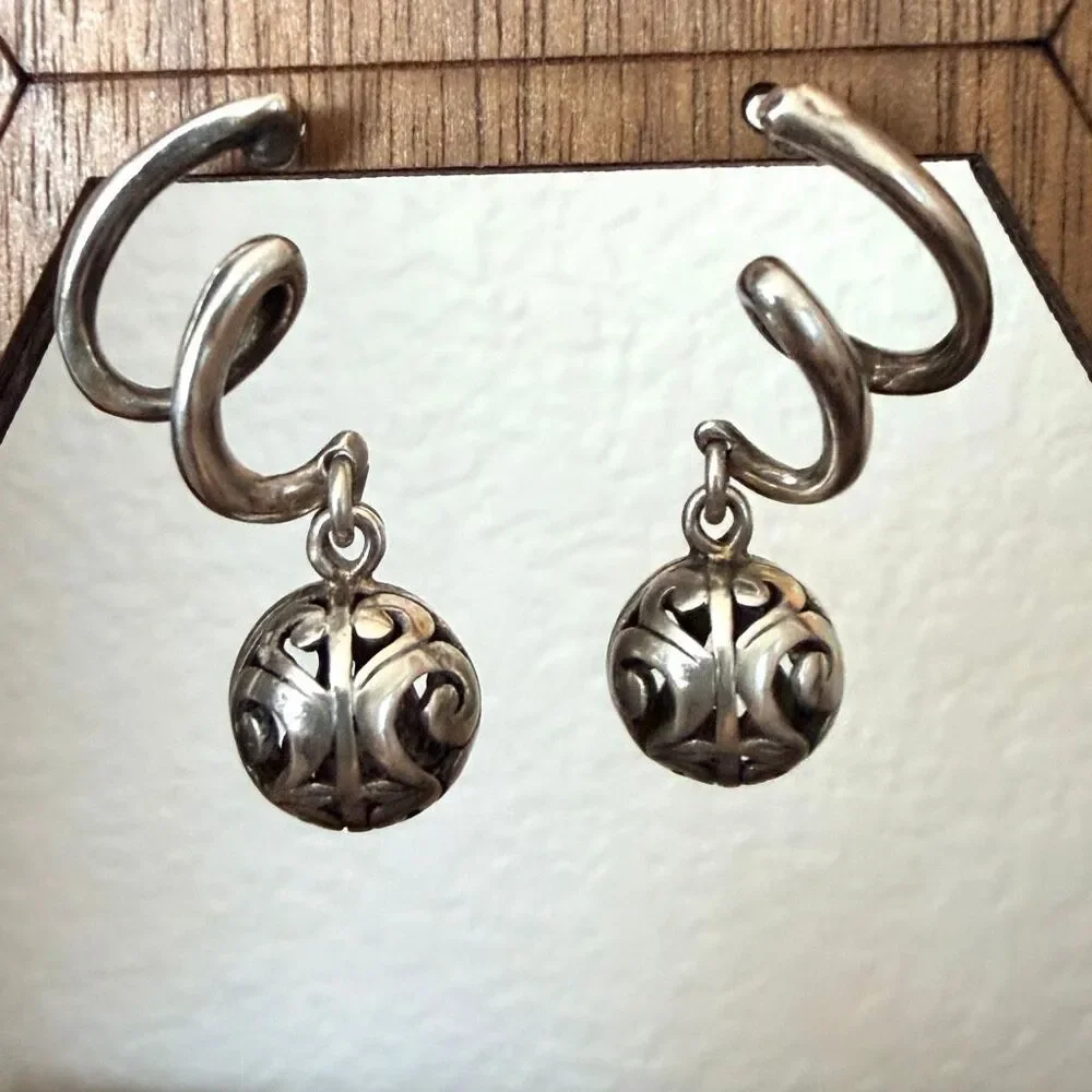 Vintage Sterling Silver Balinese Filigree Sphere Dangle Earrings